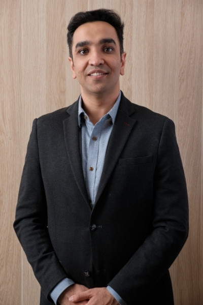Dr-Lakshay-Kumar-Hillcrest-Dentist -Staff-Profile-2