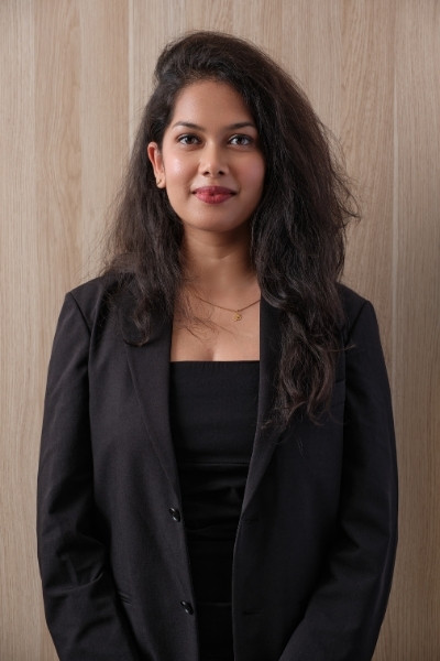 Shivani-Acharya-Practice-Manager-Hillcrest-Dentist -Staff-Profile-1